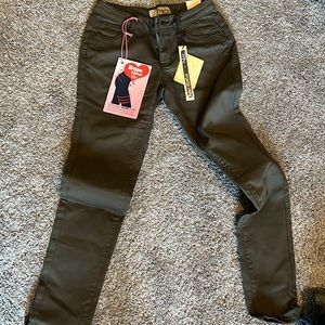 Hybrid Bum Lifter jeans.  NWT. Size 5